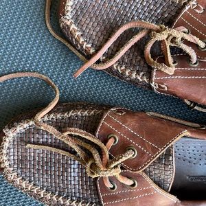 Tommy Bahamas size 10 shoes men leather